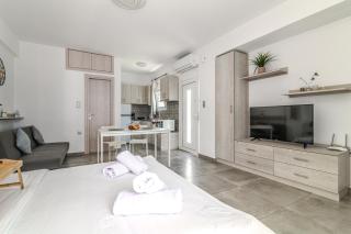 Spacious Flat For Friends & Couples With Balcony - Heraklion - 2