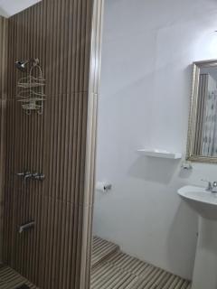 SKY BEACH ROOMS - Hopewell - 8