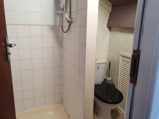 Second or Top Floor Studio Flat - Blackpool - 2