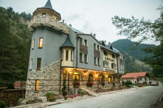 Horlog Castle - Trigrad - 0