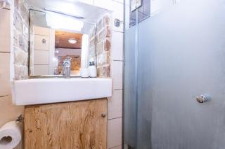 Kampielo Homes - Budget room prv bathroom - Città di Corfù - 1