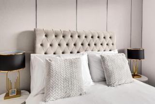 Stylish 4-BR House with 3 Ensuite & Free Parking - Oxford - 2