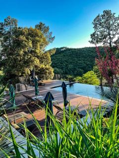 "Les Hauts du Marquet" - Meublé de tourisme 5 Etoiles - Gîte de groupe 15 Personnes en Cévennes - Piscine à débordement - Balnéo - Sauna - Nature - Saint Jean du Pin - 9