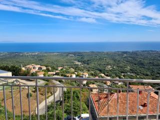 Villa tout confort, vue mer exceptionnelle, à Cervione - Cervione - 9