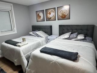 Suítes De Pádua - Quartos com banheiro privativo em casa ampla e completa em Santo Antônio de Lisboa - Florianópolis - SC - BR - 3