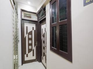 Hotel O The Moody Moon Residency - Gurgaon - 5