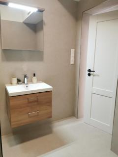Atlas City Wall Apartment - Košice - 6