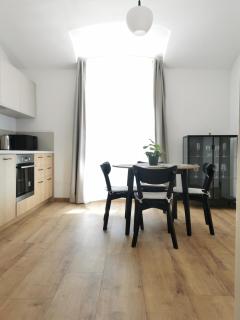 Atlas City Wall Apartment - Košice - 2