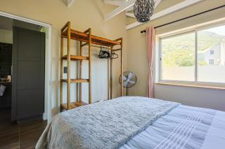 New 4 bdrm Mount Retreat, Hout Bay, Off grid no loadshedding - 6