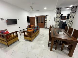 ACCOM Premium Residence - Gangodawila - 9