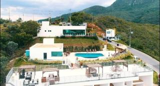 Apartamento aconchegante em escarpas do lago - Capitólio - 0