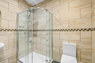 5 Bedroom House Near Dockyard - Plymouth - 4