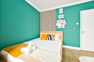 Cozy 3 Bed Home in London, Free Parking, Sleeps 8! - Londres - 2