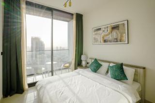 Elegant 1BR Apt in JVC Dubai with Spacious Balcony & City Views - 6