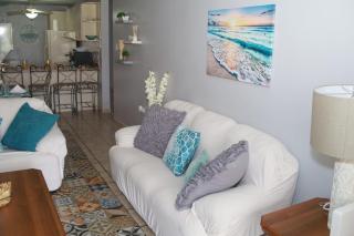 3BDR Wi-Fi Parking Pool AC 2 min from the Beach Deposit Required - Cabo Rojo - 2
