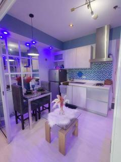 Azure Urban Resort Residences Staycation by Crisa - Manila - 3