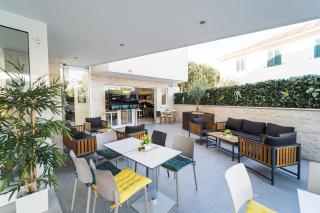 Avis Hotel - 6