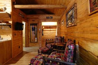 Moose-AKa's Cabins - 6