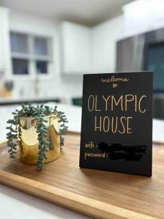 Olympic House: 3min from ONP w/ Sauna + Rec room - Port Angeles - 5