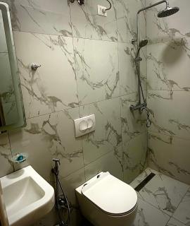 BR's New Bazaar Villa - Tirana - 5
