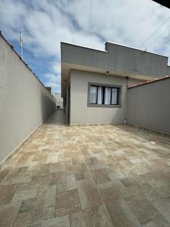Casa em Itanhaém com Piscina Alto Padrão Próximo da Praia - 4
