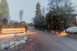 Meteor Suite for 3 - Parking Kitchenette - 9