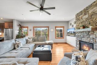 Mountain Modern, Close to Downtown - Asheville - 2