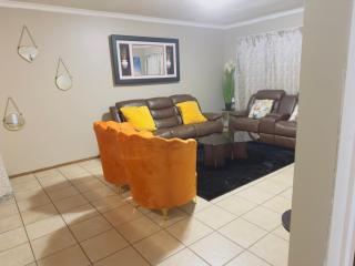 Guest house 2 bedroom apartment in witbank Emalahleni - 3