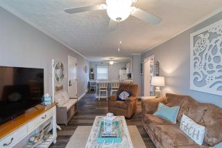 Oceanfront Comfort at Coastal Wonderland - North Topsail Beach - 4
