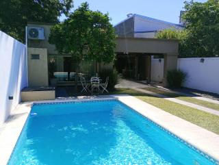 Casa con Pileta y Jardin Zona Termas Concordia - Villa Zorraquín - 9