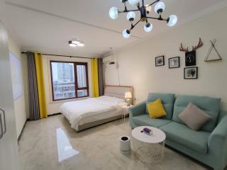 Central Street Apartment 1 - 8