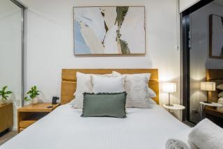 The Capri Vista - Newstead Skyline Stay - 6