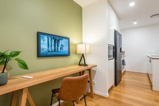 The Capri Vista Residence Newstead - 4