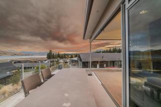 The Ultimate Tekapo Retreat Deck & Stunning Views - Lake Tekapo - 2