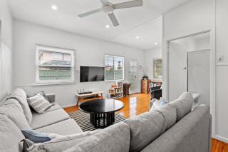 Arcadia By the Sea - Bateau Bay - 4