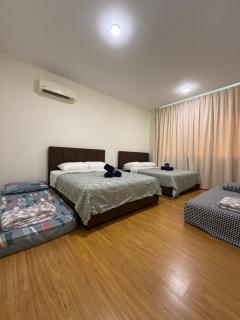 Riverine Diamond Condominium at City Centre - Kuching - 9