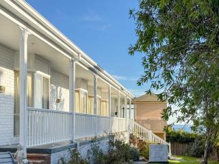 Brilliant Oceanview Holiday House Mountain High - Mount Martha - 6