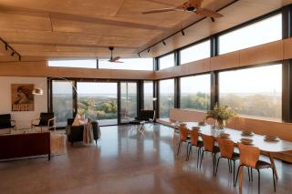 Luxury island villa retreat with private waterfront - Hindmarsh Island - 0
