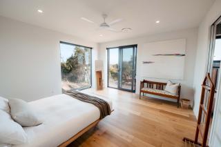 Waterfront Luxury Villa- Private, Nature, Island - 7