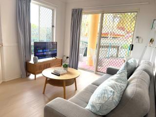 Chevron Island Apartment - Cozy and Convenient - Gold Coast - 5