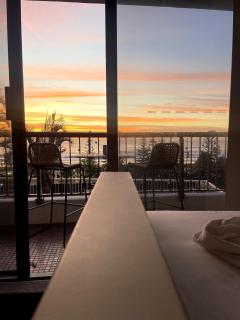 Beachfront Hideaway - Serenity by the Sea - Gold Coast - 0