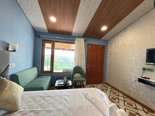 HillTop Den - Nainital - 9