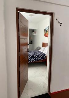 Miraflores - Beautiful and Private Guest Room - Lima - 7
