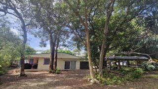Lovingly Restored Beachfront Holiday Property - Minnie Water - 9