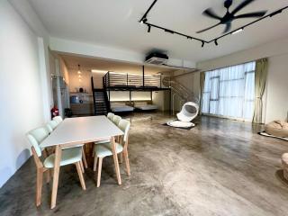 the Zwei Playhouse Retreat with Slide at the Frohaus - Tawau - 8
