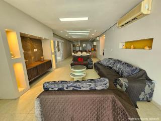 Linda casa com visão panorâmica - Manaus - 1