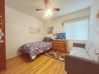 Cozy Beautiful Private Home in Prime Location - Glendora - 1