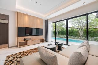 Argo Pattaya Resort and Villas - 7