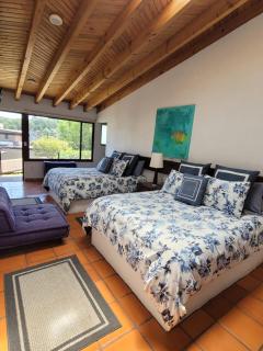 Casa Los Pinos, with a lake view in Avándaro - Valle de Bravo - 5