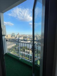 A Premium Condominium in a Prime Location connected to SM North EDSA Mall and walking distance to Solaire Resort and Casino and Trinoma Mall in Quezon City - 3